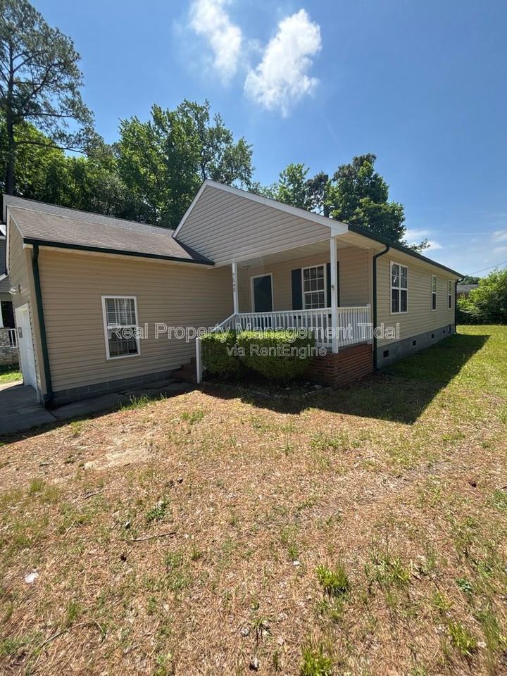 5048 Queen St - Photo 3 of 22