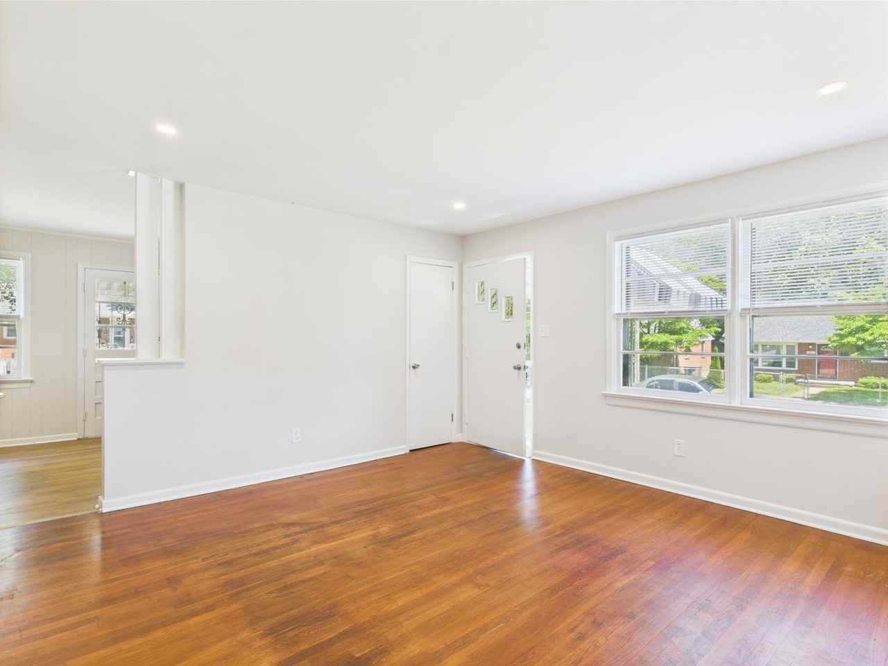 5601 Campbell Ave - Photo 3 of 20