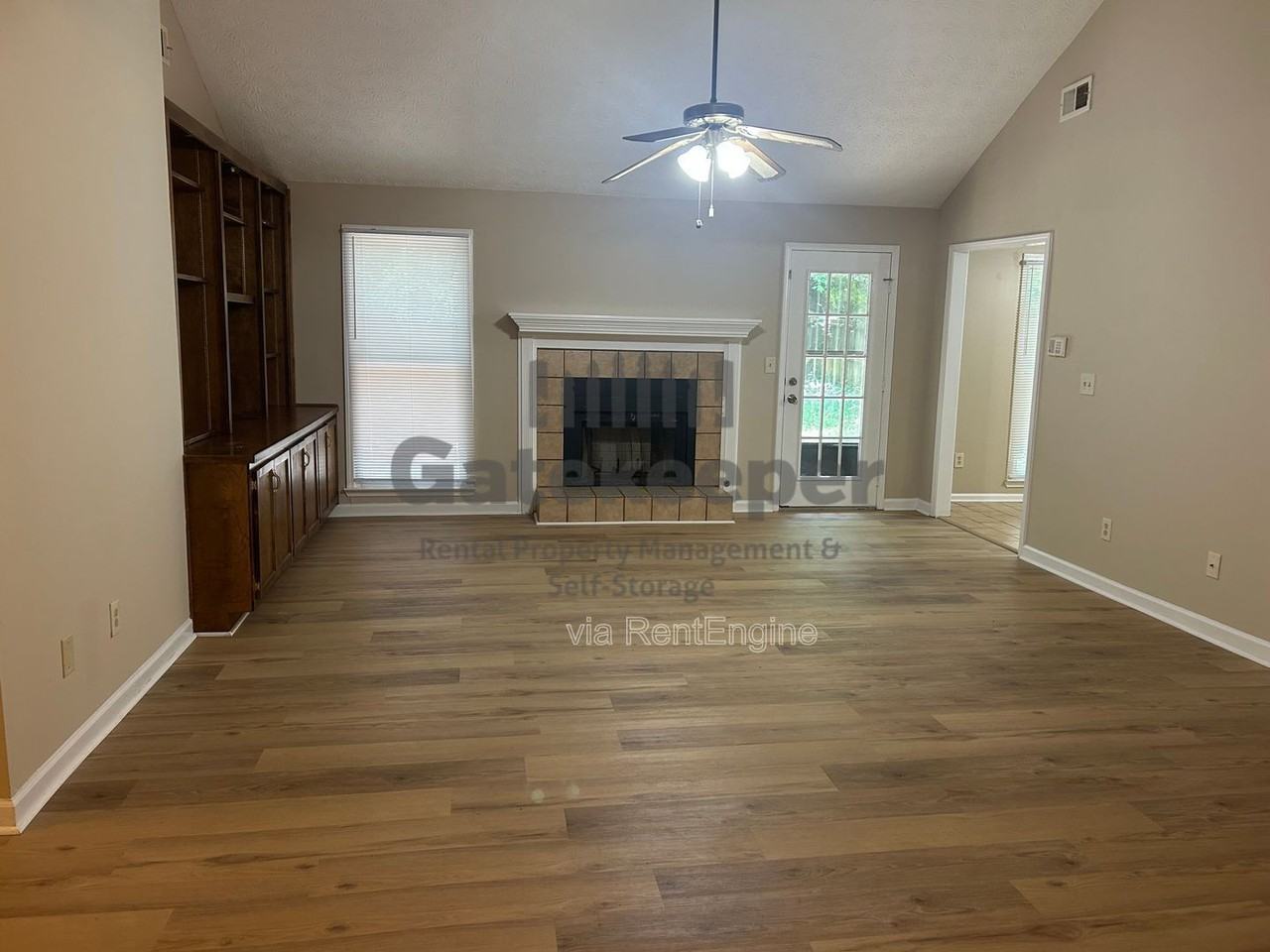 210 Buckeye Ln - Photo 3 of 14