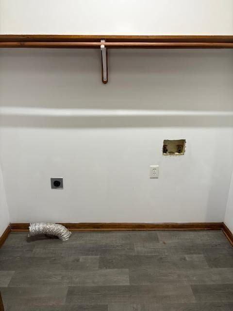 203 Wyndham Cir - Photo 4 of 14