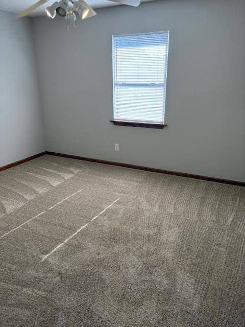 203 Wyndham Cir - Photo 5 of 14