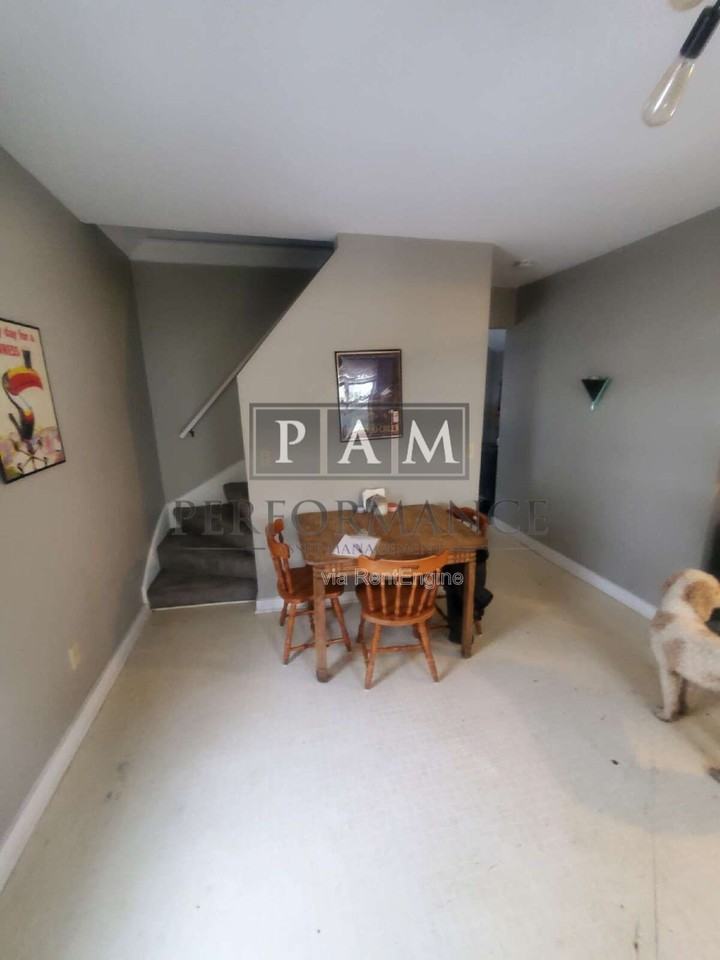 1521 N Jefferson St #REAR - Photo 6 of 14