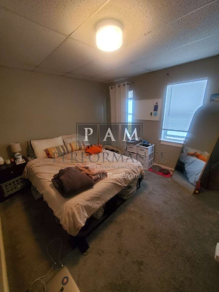 1521 N Jefferson St #REAR - Photo 7 of 14