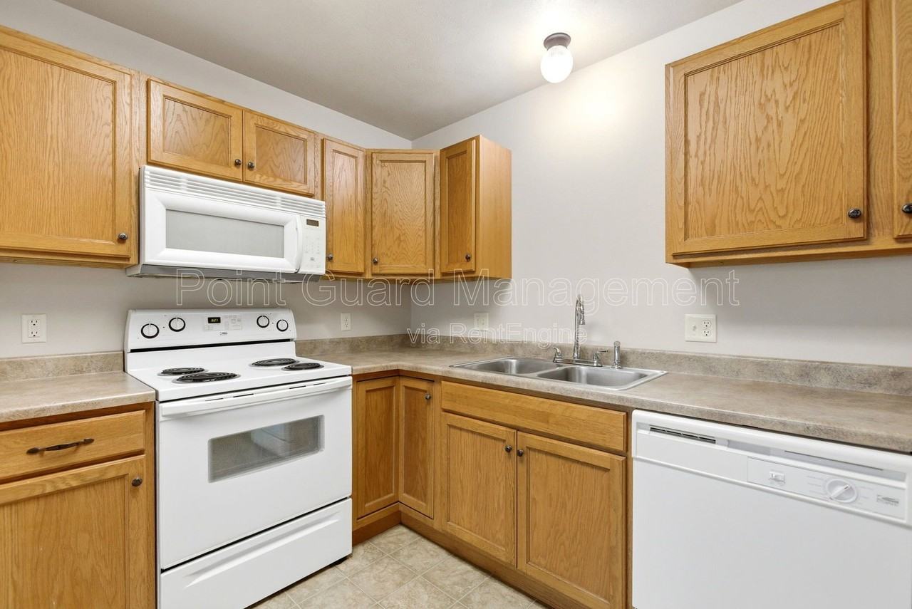 106 S Sandstone Ave #106-31 - Photo 6 of 28