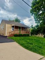 927 N Elm Ave - Photo 1 of 1
