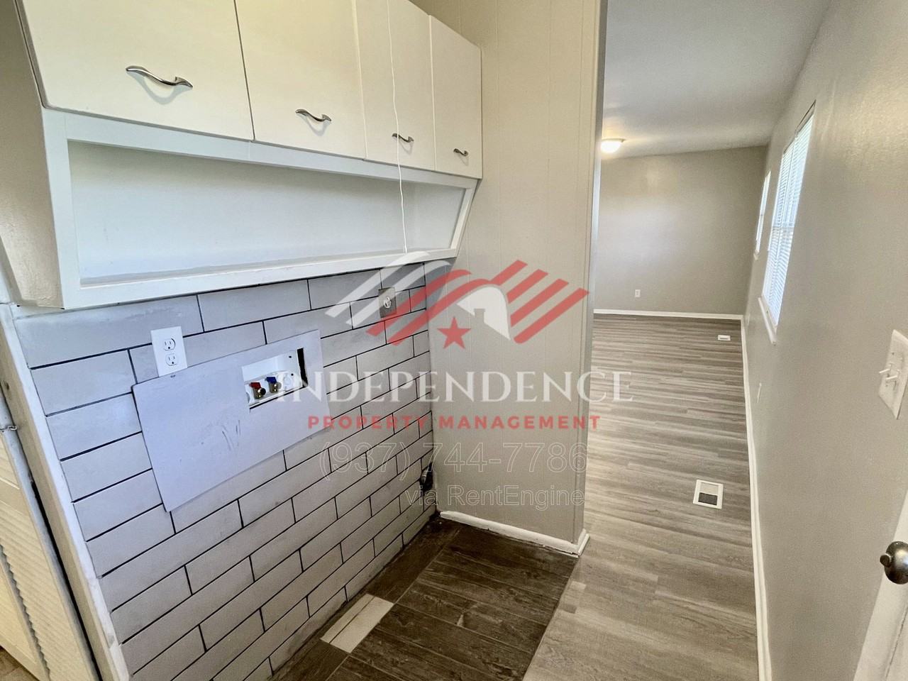 136 Rogers Dr - Photo 7 of 15