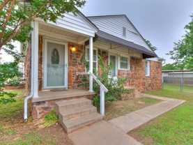 810 N Marshall Dr - Photo 1 of 1