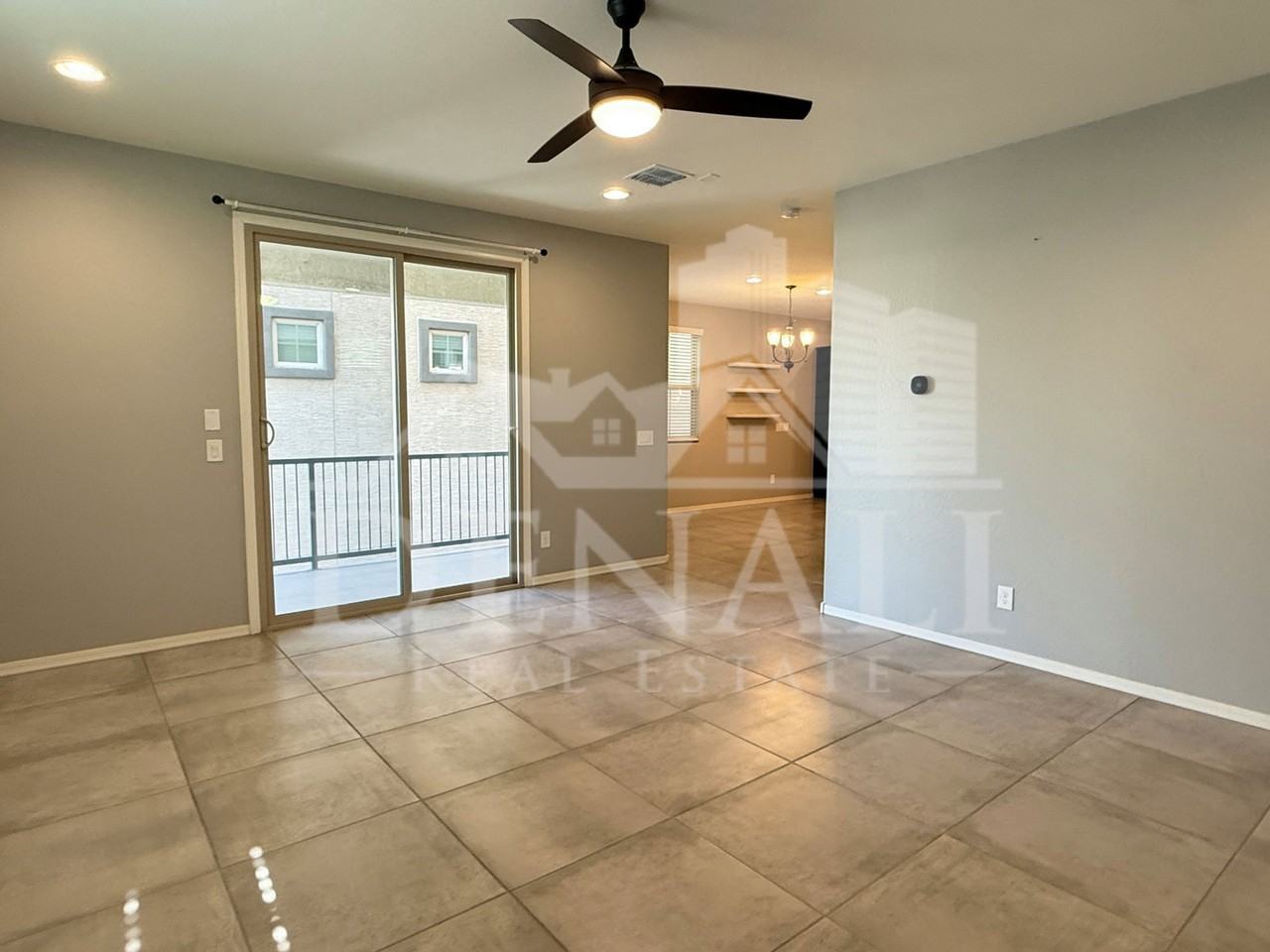 731 W Winchester Dr - Photo 5 of 33