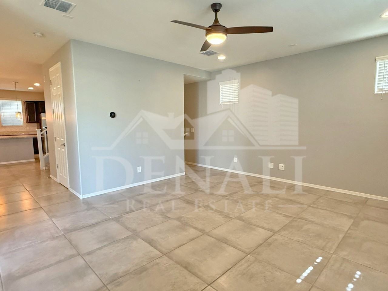 731 W Winchester Dr - Photo 6 of 33