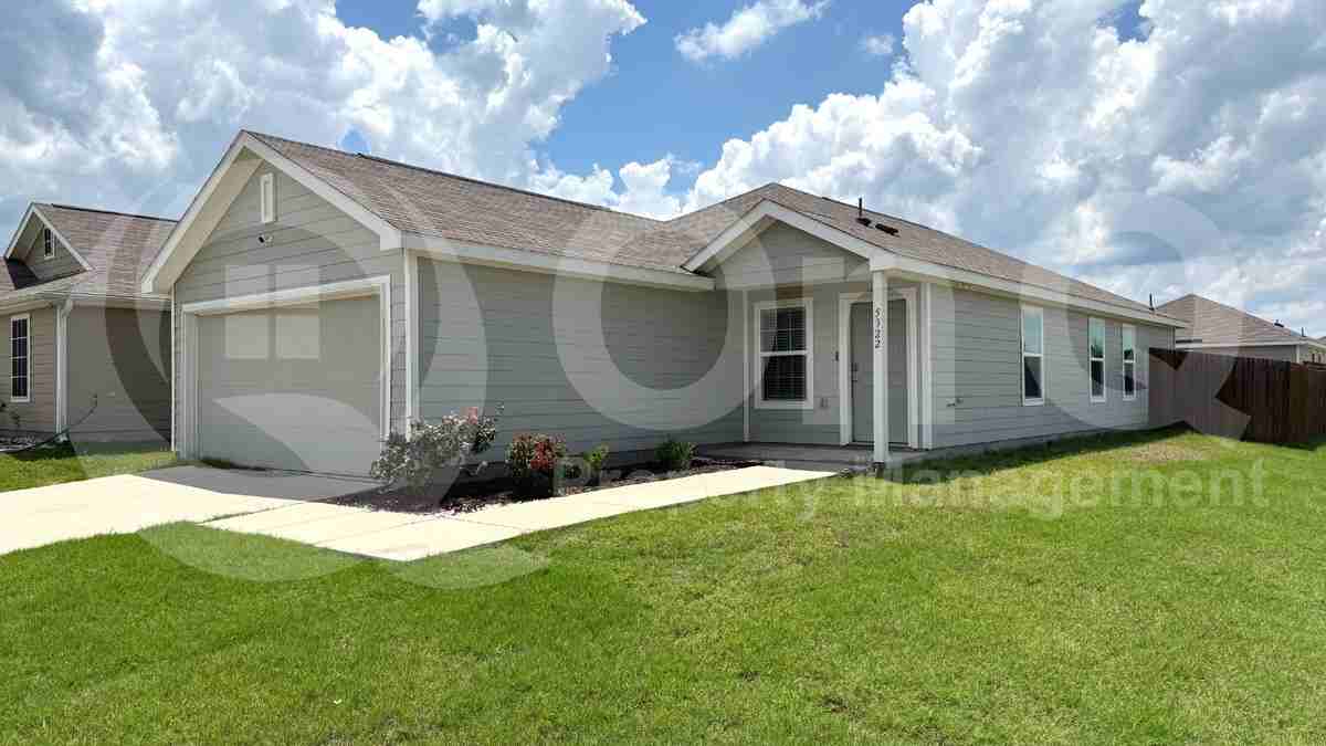 5322 Longshadow Dr - Photo 2 of 19