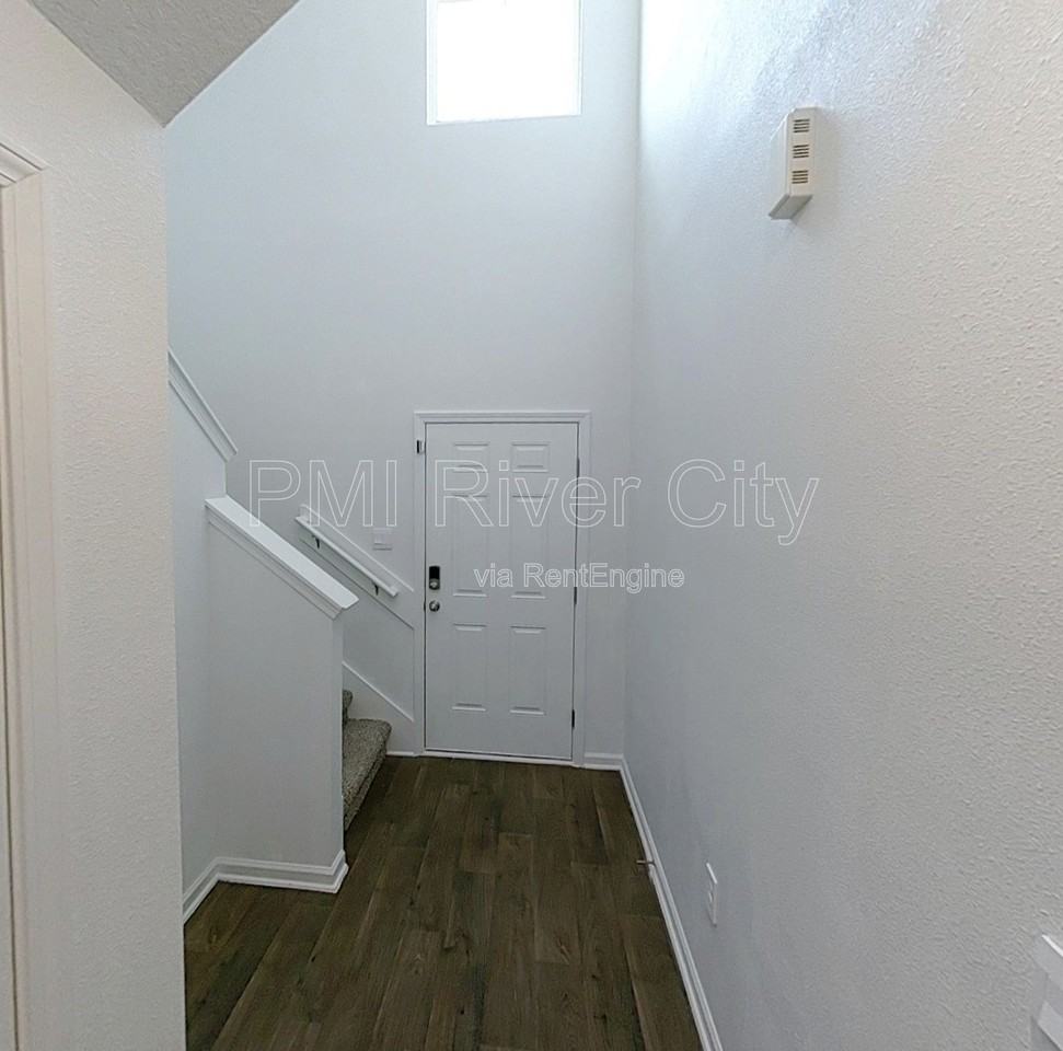 2232 Setting Sun Way - Photo 7 of 21