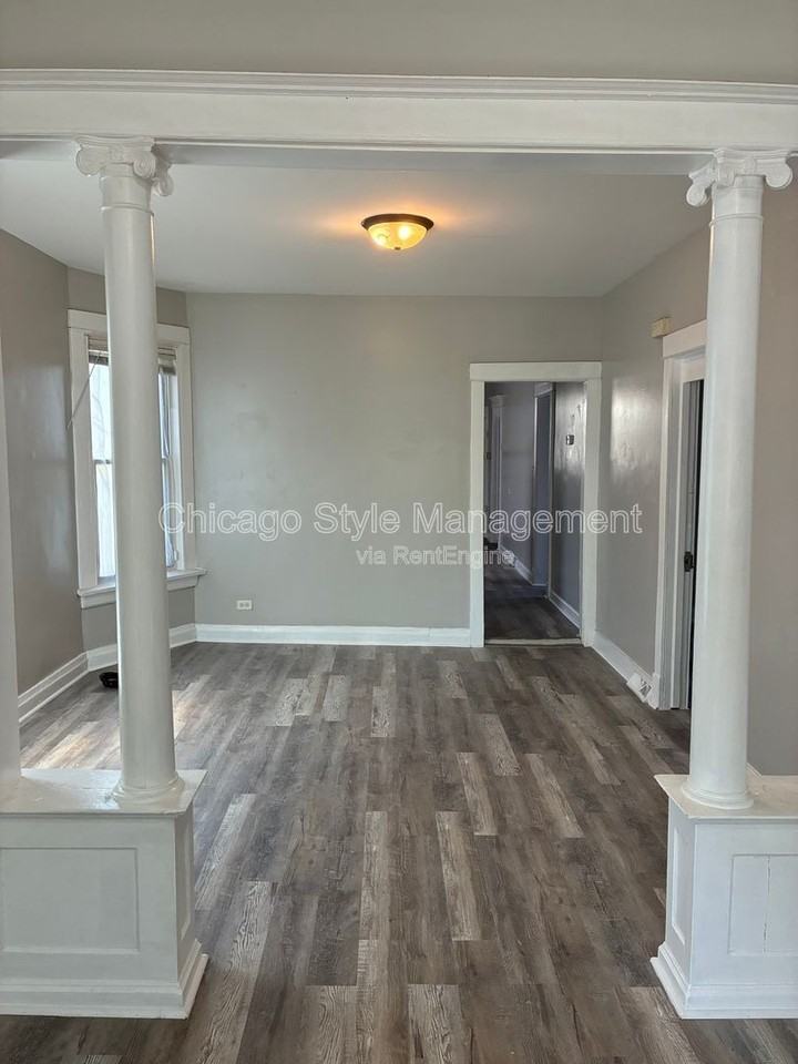 6952 S Ada St #1 - Photo 5 of 8