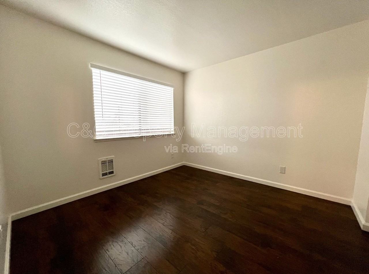 3270 Del Monte Blvd #68 - Photo 5 of 8