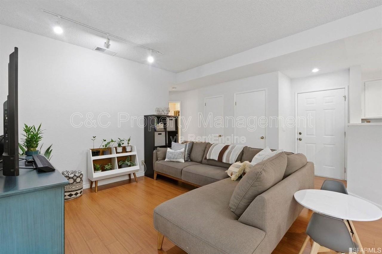34573 Falls Ter - Photo 6 of 20
