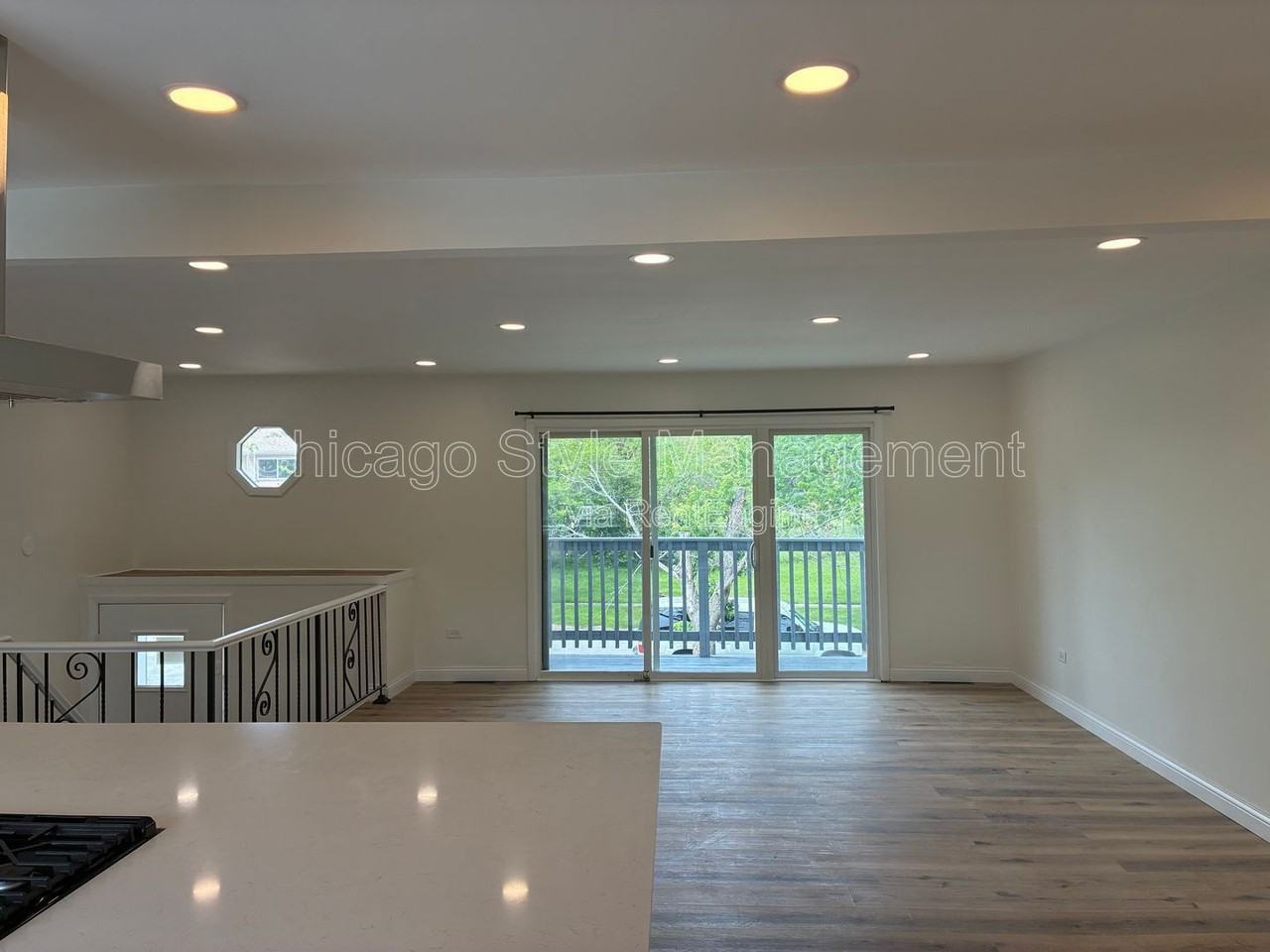 22445 Theisen Ave - Photo 2 of 12
