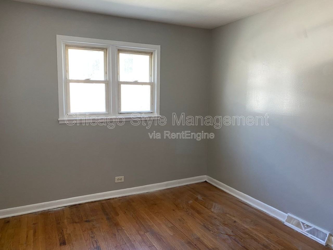 9040 S Dauphin Ave #D - Photo 5 of 11