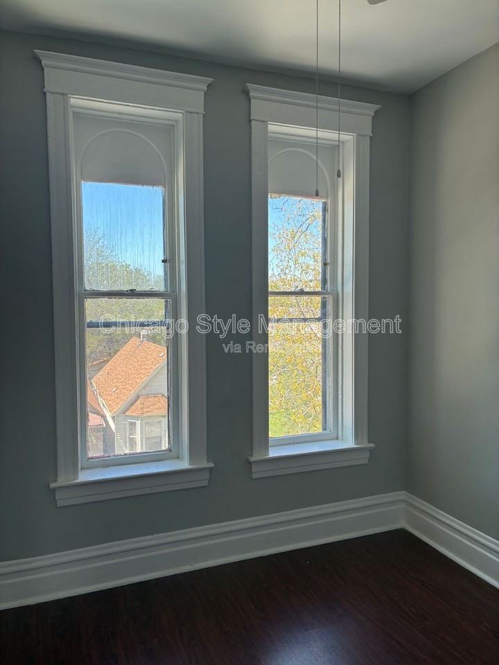 9035 S Burley Ave #3 - Photo 5 of 12