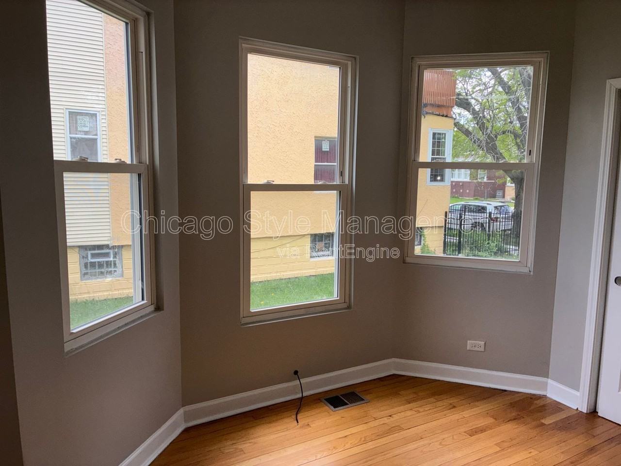 9025 S Carpenter St #1 - Photo 4 of 10