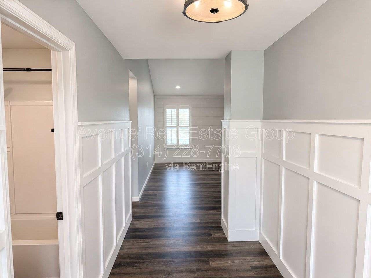 1016 Westlake Village Dr - Photo 2 of 13