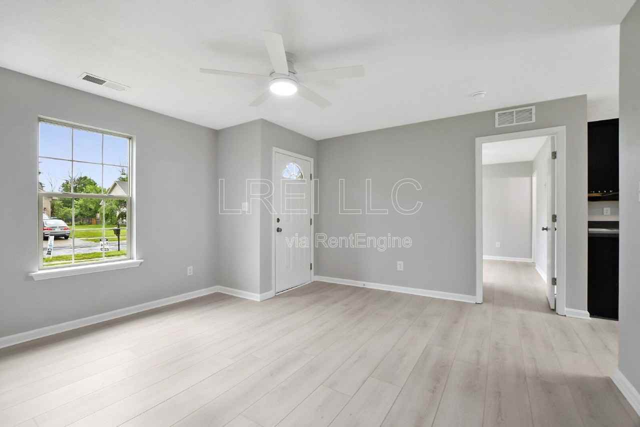 222 Mud Hen Dr - Photo 2 of 16