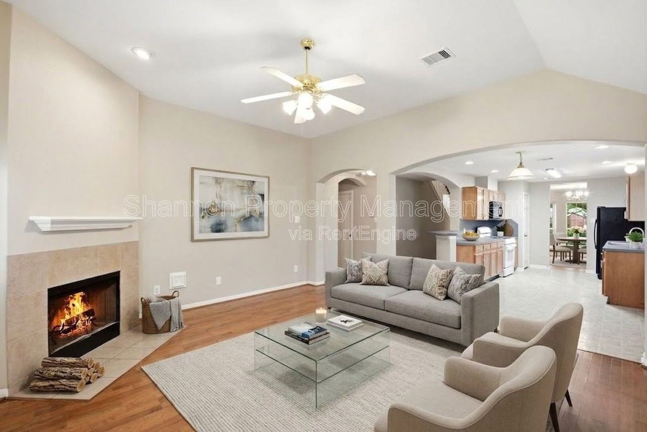 3924 Highland Vale Ct - Photo 6 of 30