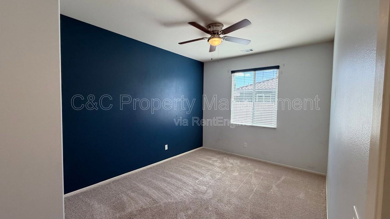 2158 Albatross Way - Photo 5 of 17