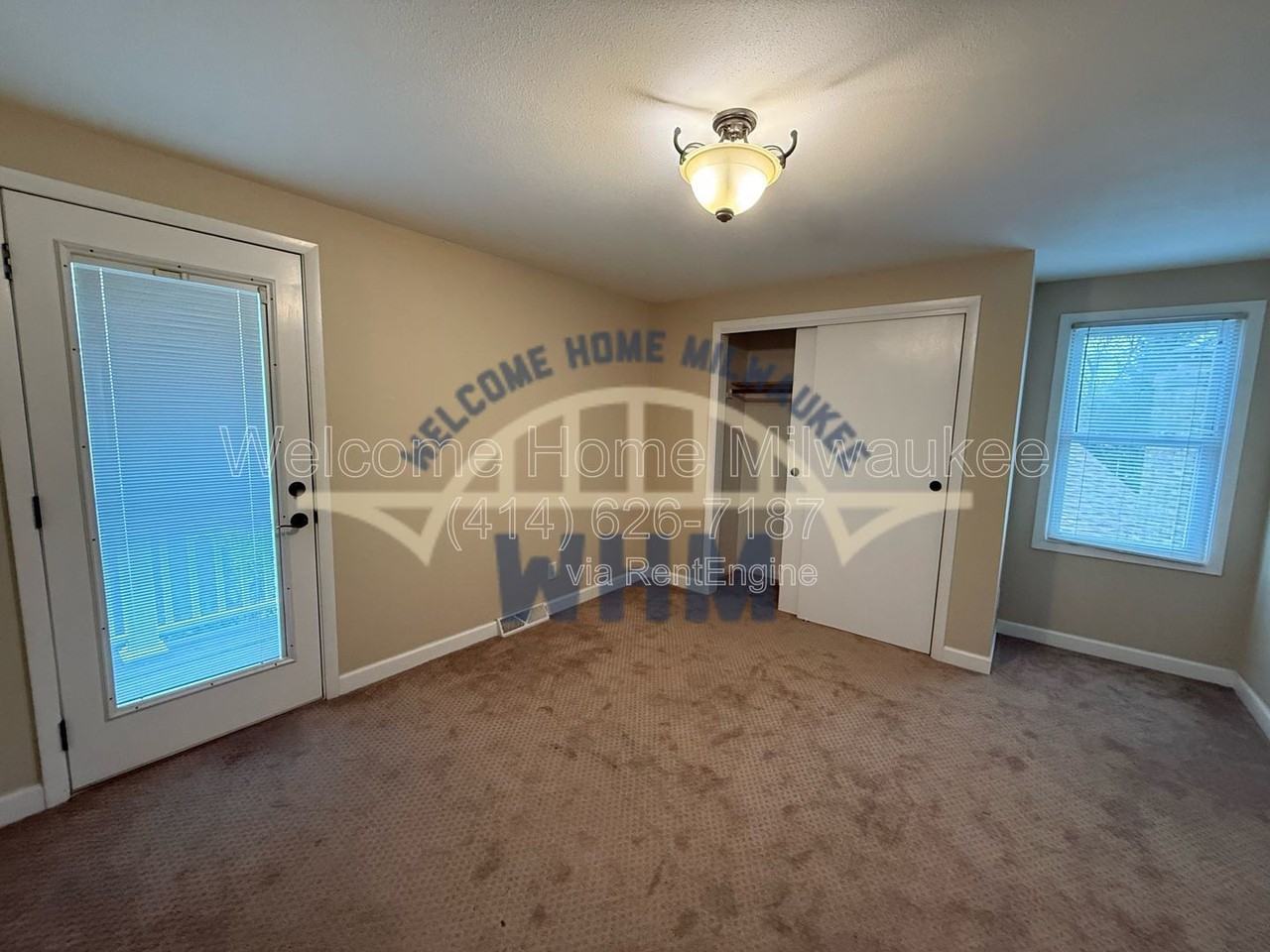 4248 S 5th St - Photo 4 of 8