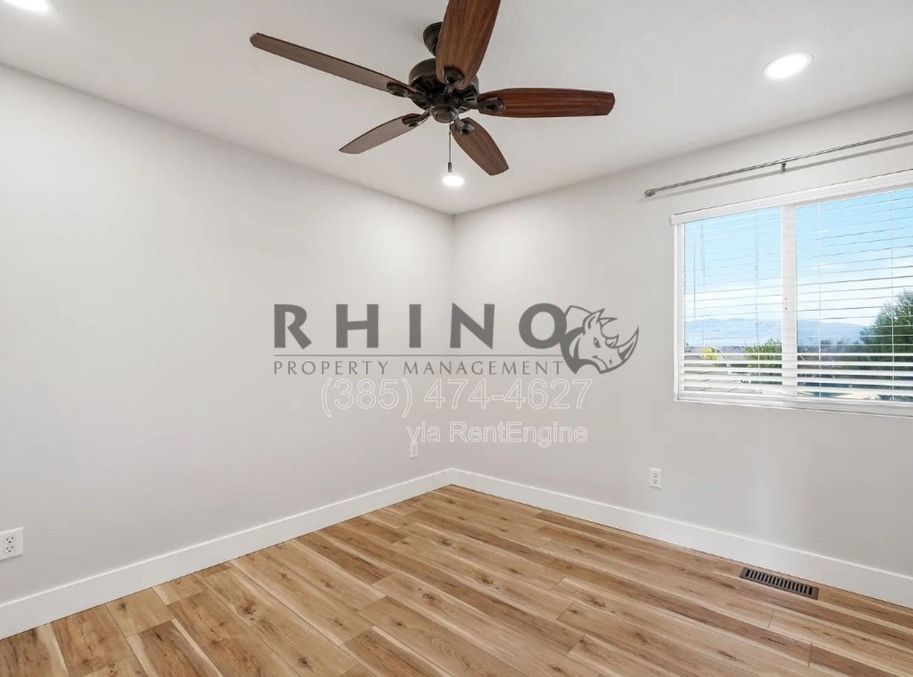2230 N 2270 W - Photo 6 of 28