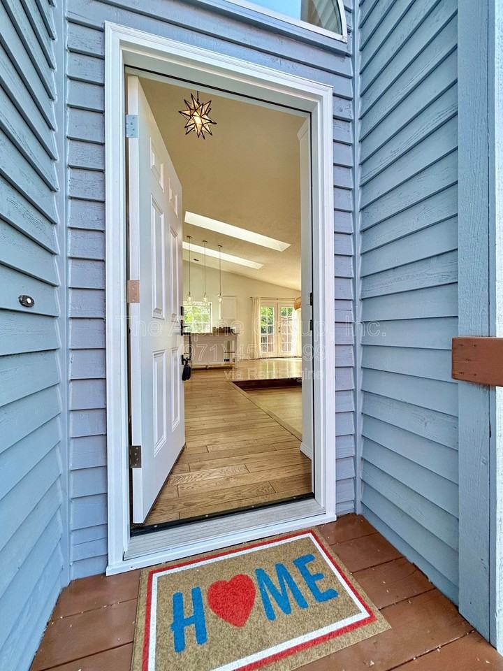 14597 Sw 81st Ave - Photo 3 of 50