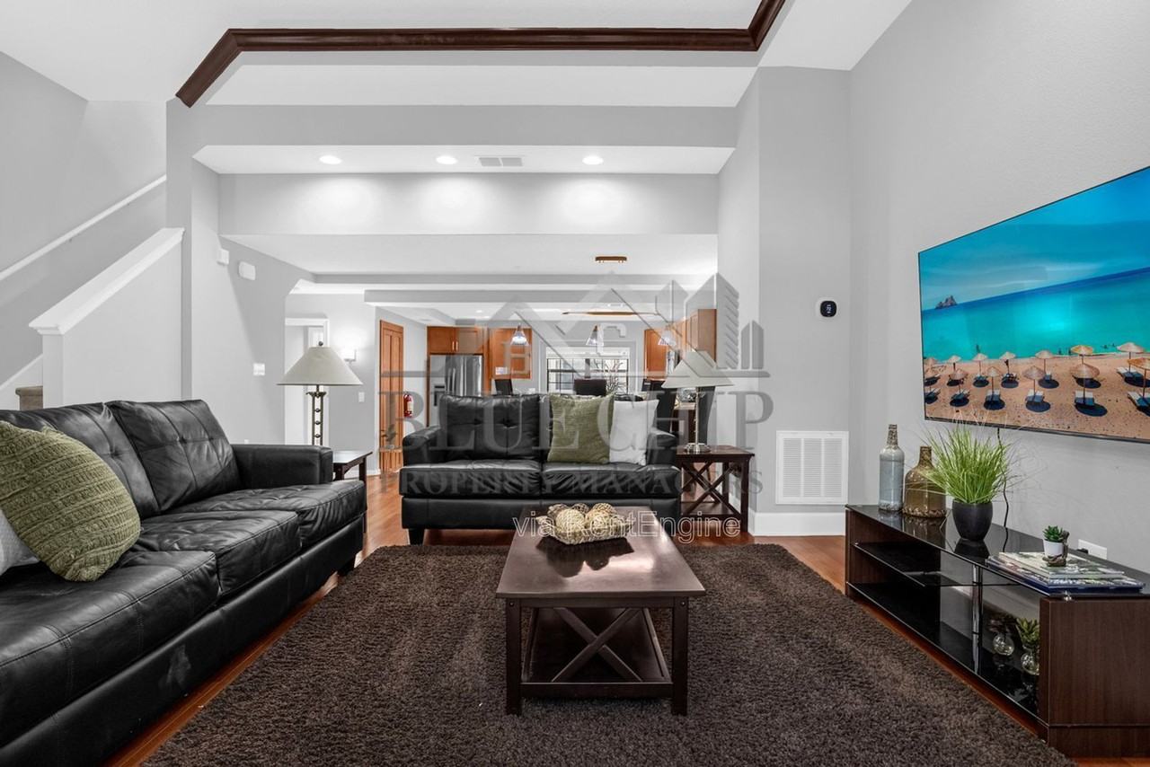 14518 Damai Ln - Photo 4 of 40