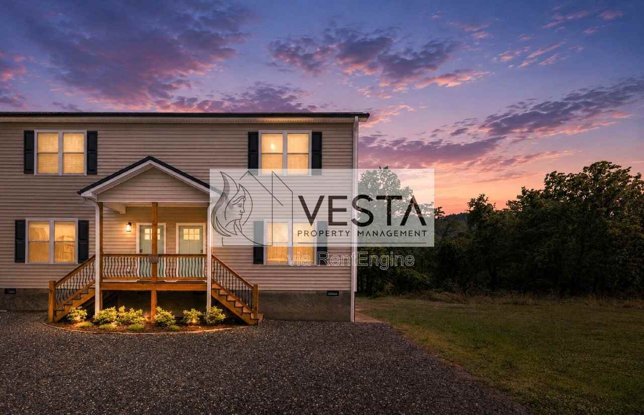 113 Stone Dr #105