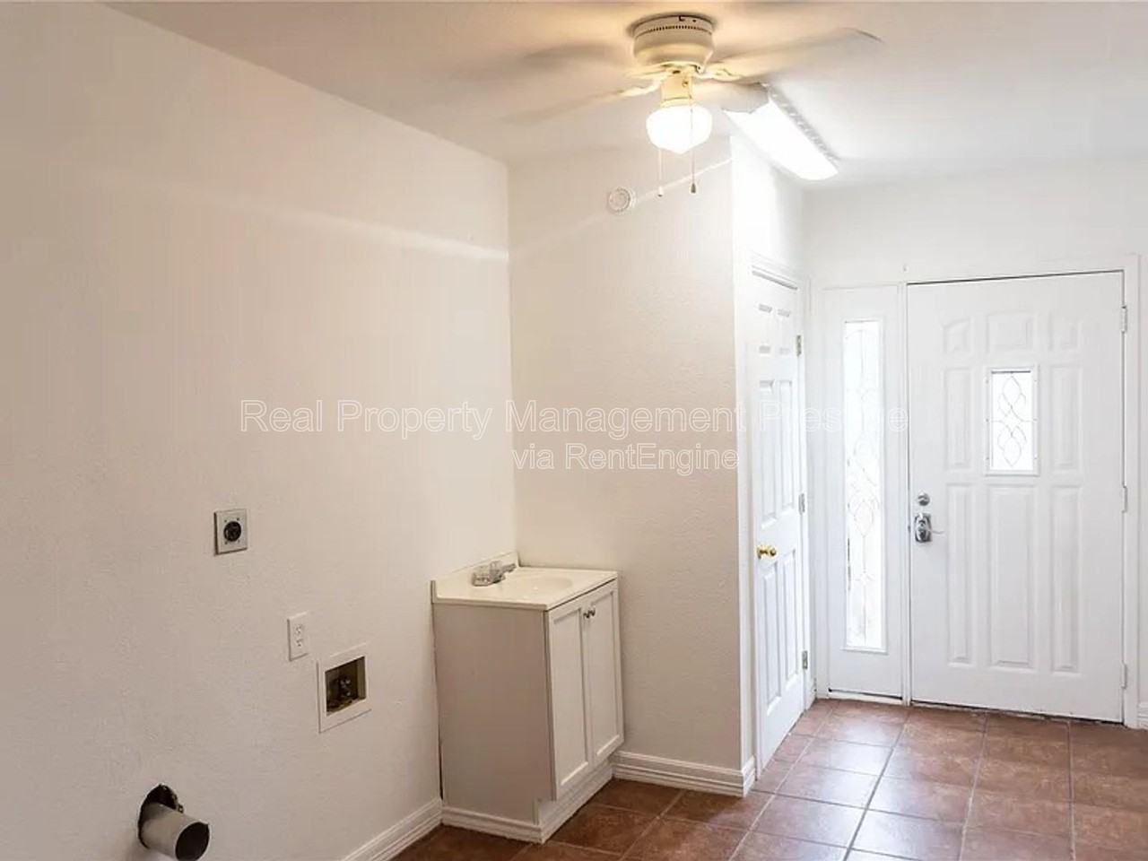 5311 Perry Ave - Photo 5 of 15