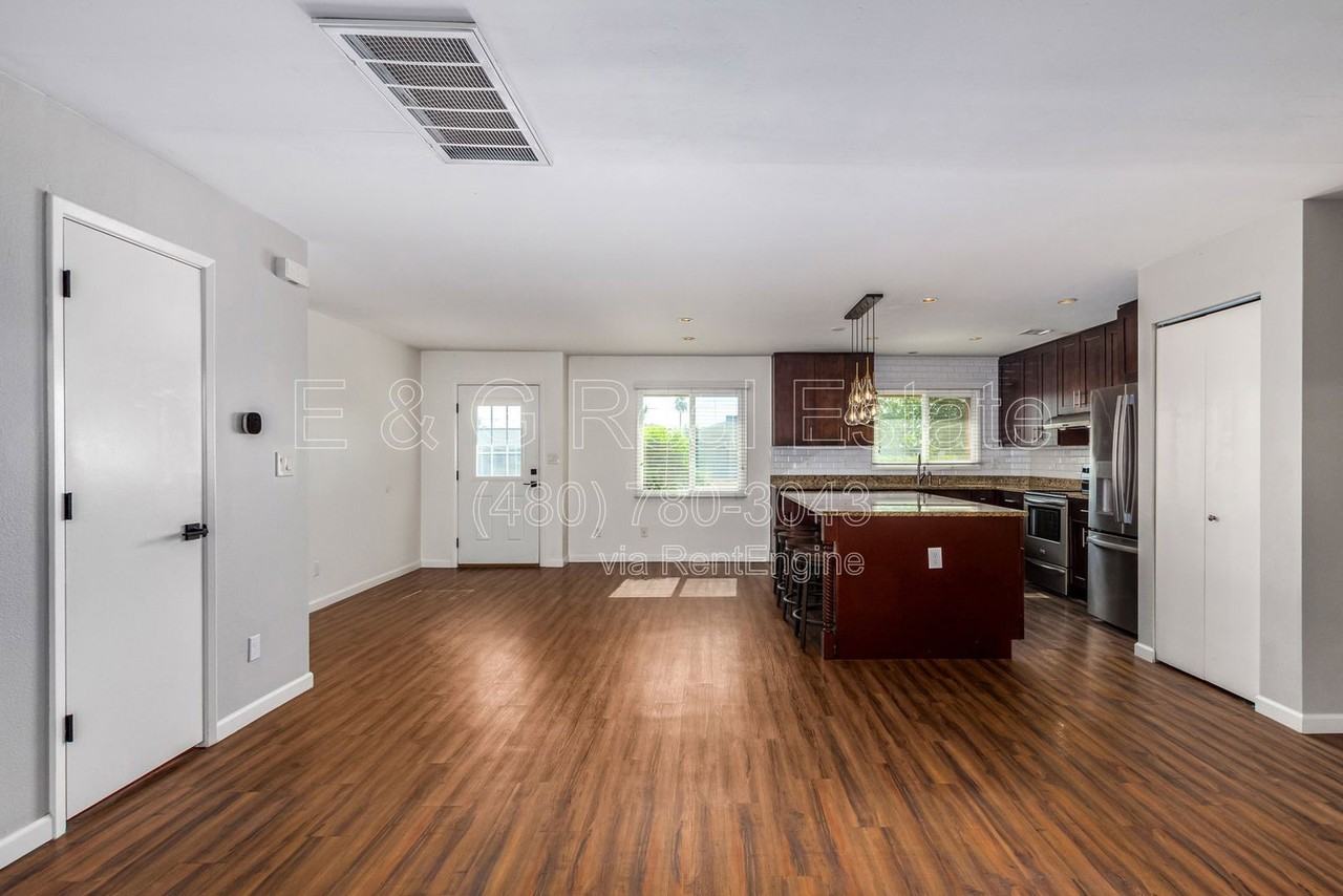 4508 N 15th Ave - Photo 5 of 20