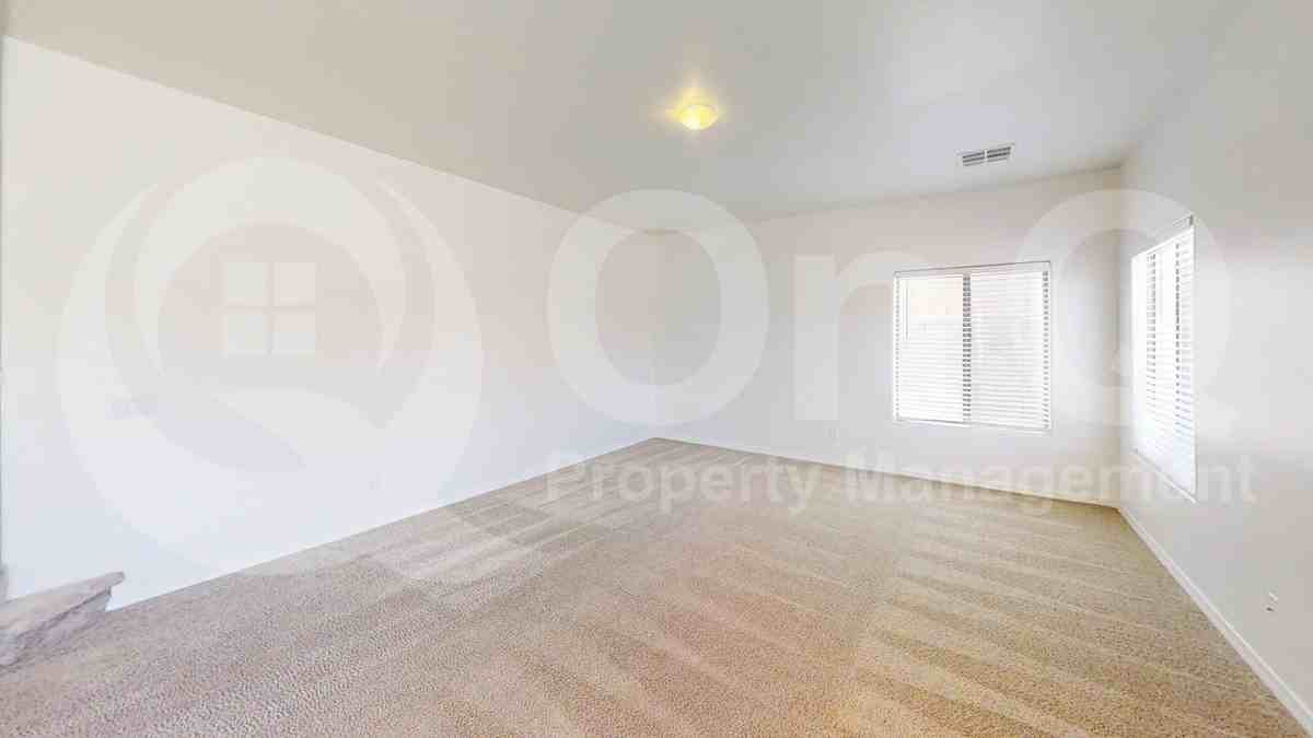 12204 W Ocotillo Ln - Photo 5 of 26