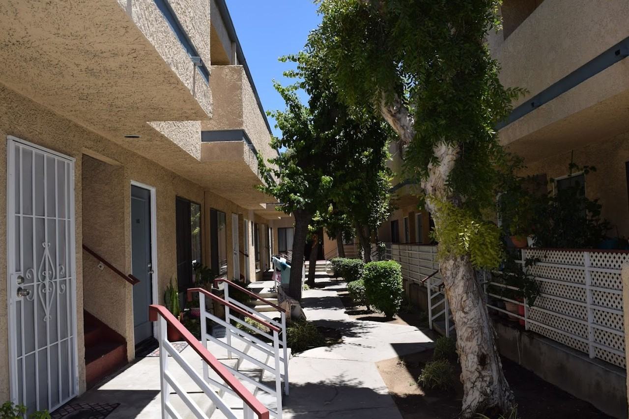 Canyon Crest - Photo 3 of 8