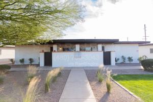 featured image of 1343 W 3rd St #3