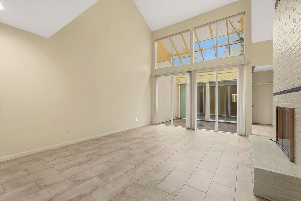 10125 Valley Forge Dr - Photo 5 of 26
