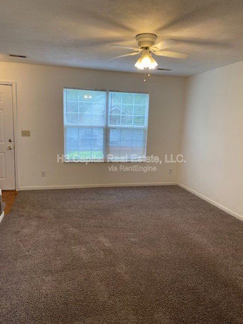 106 Autumn Pine Dr #3 - Photo 2 of 7