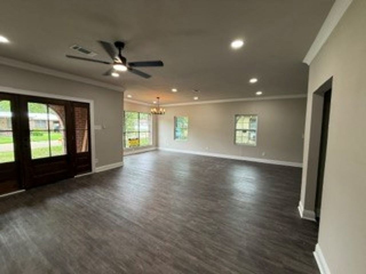 208 Wilbert Dangerfield Dr - Photo 4 of 50