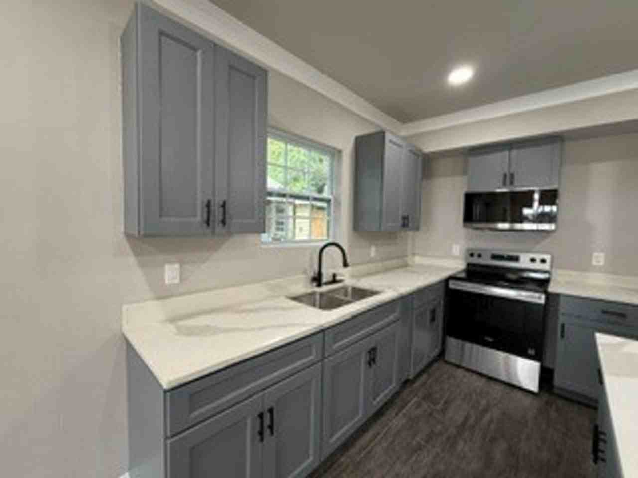 208 Wilbert Dangerfield Dr - Photo 7 of 50