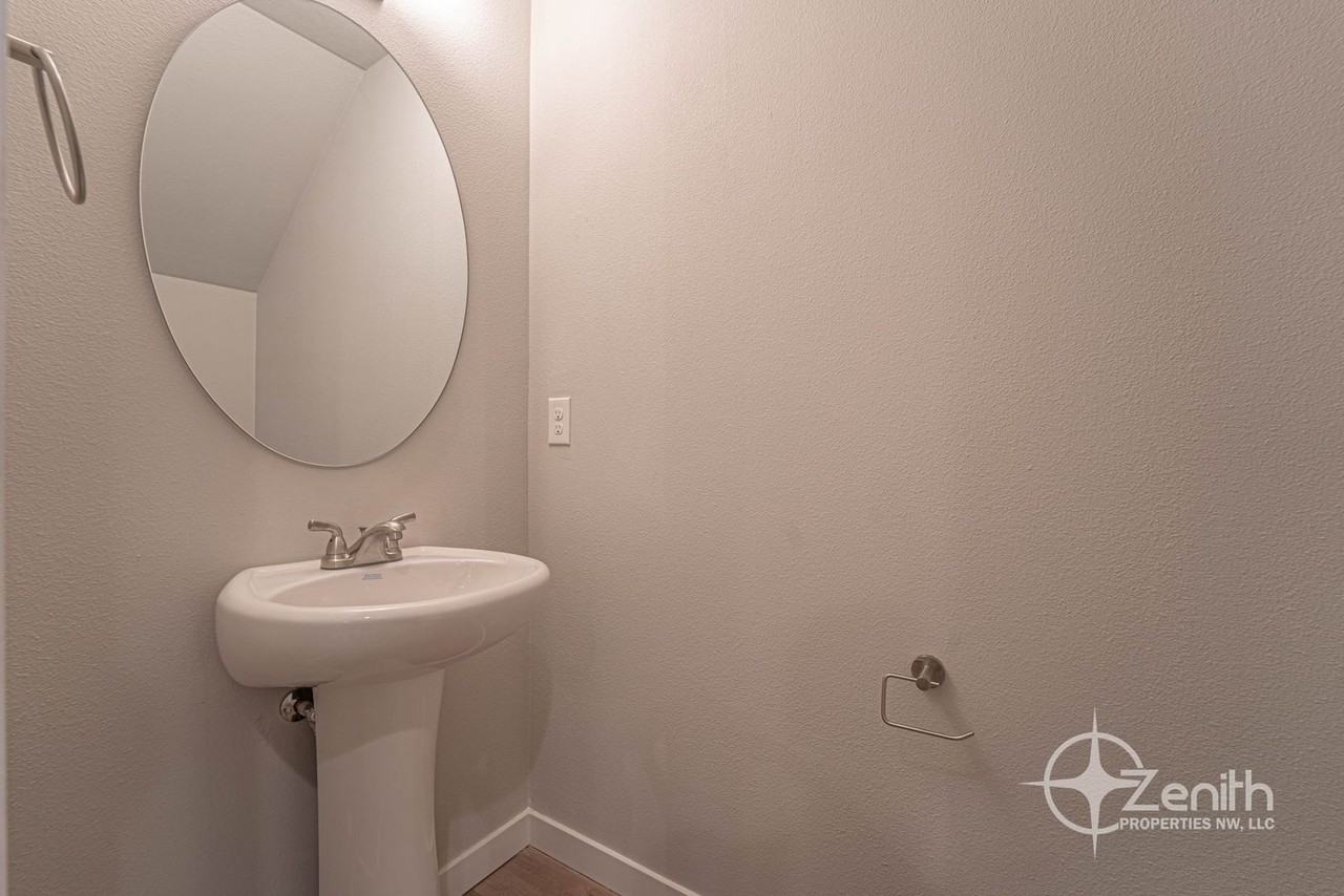 4912 Ne 2nd Ct - Photo 6 of 33