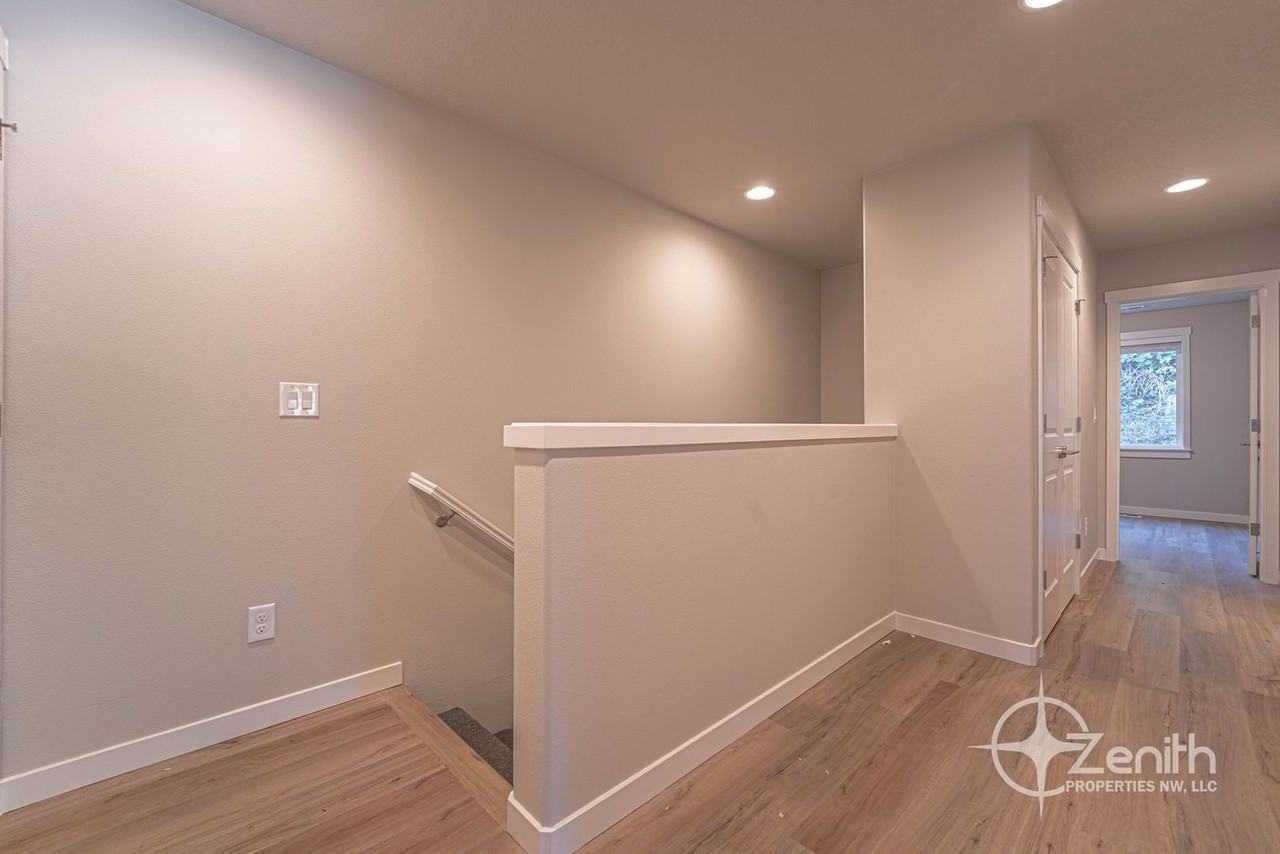 4912 Ne 2nd Ct - Photo 7 of 33