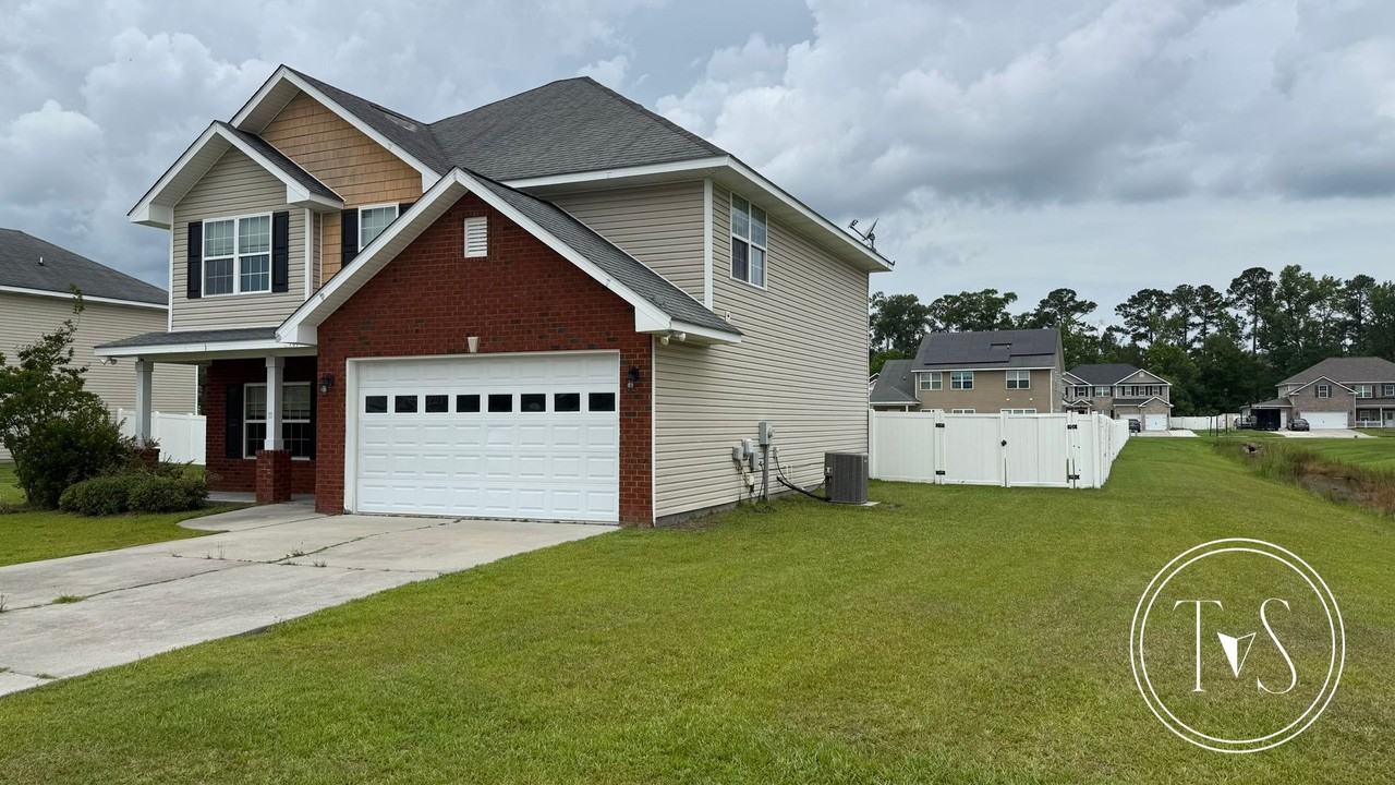 709 English Oak Dr - Photo 4 of 30