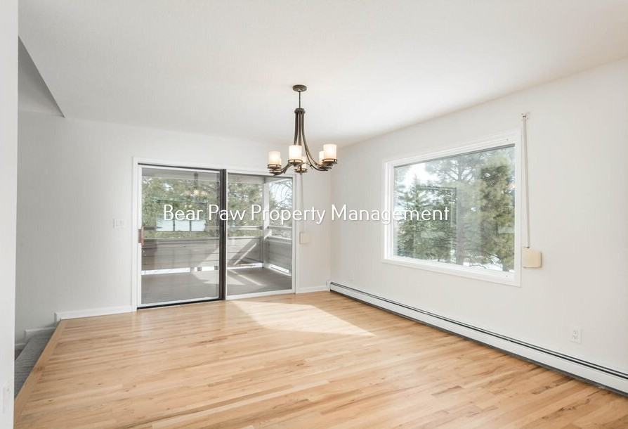 23768 Shooting Star Dr - Photo 3 of 13