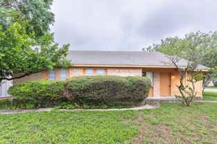 323 W William Cannon Dr - Photo 1 of 1