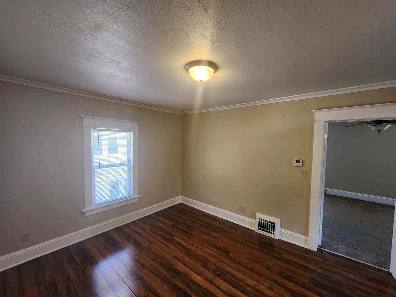 143 Brockway Ave - Photo 6 of 13
