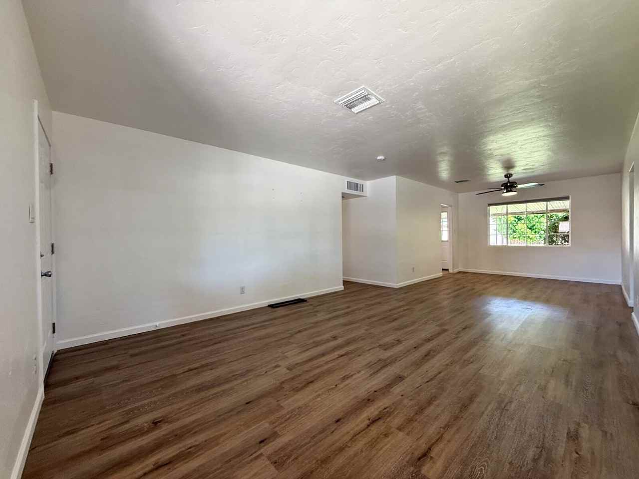 1514 W Rovey Ave - Photo 6 of 40