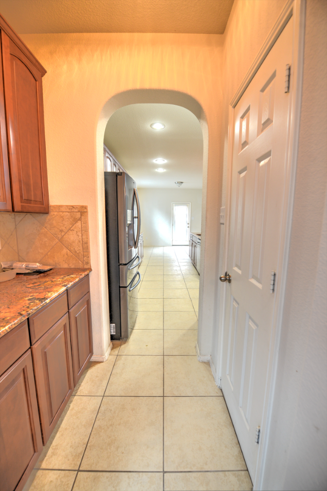 4005 Penny Royal Dr - Photo 6 of 35