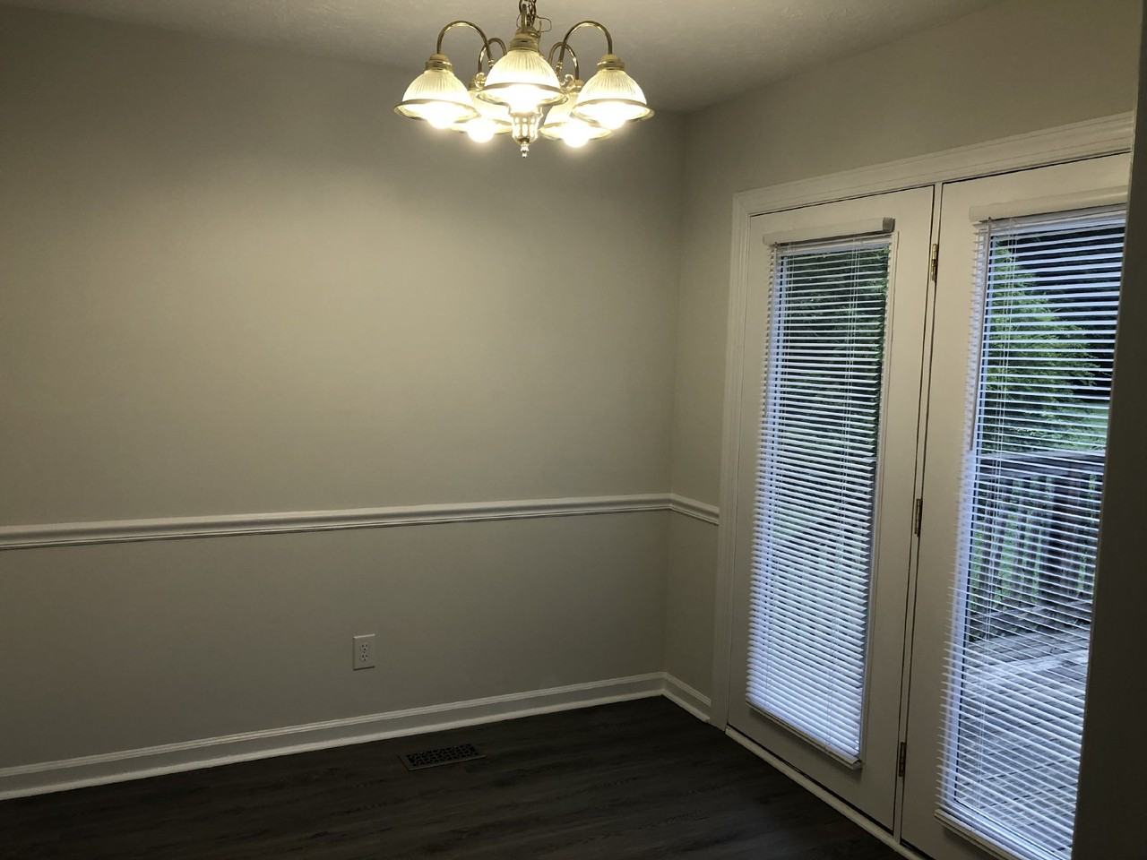 514 Fisk Rd - Photo 6 of 12