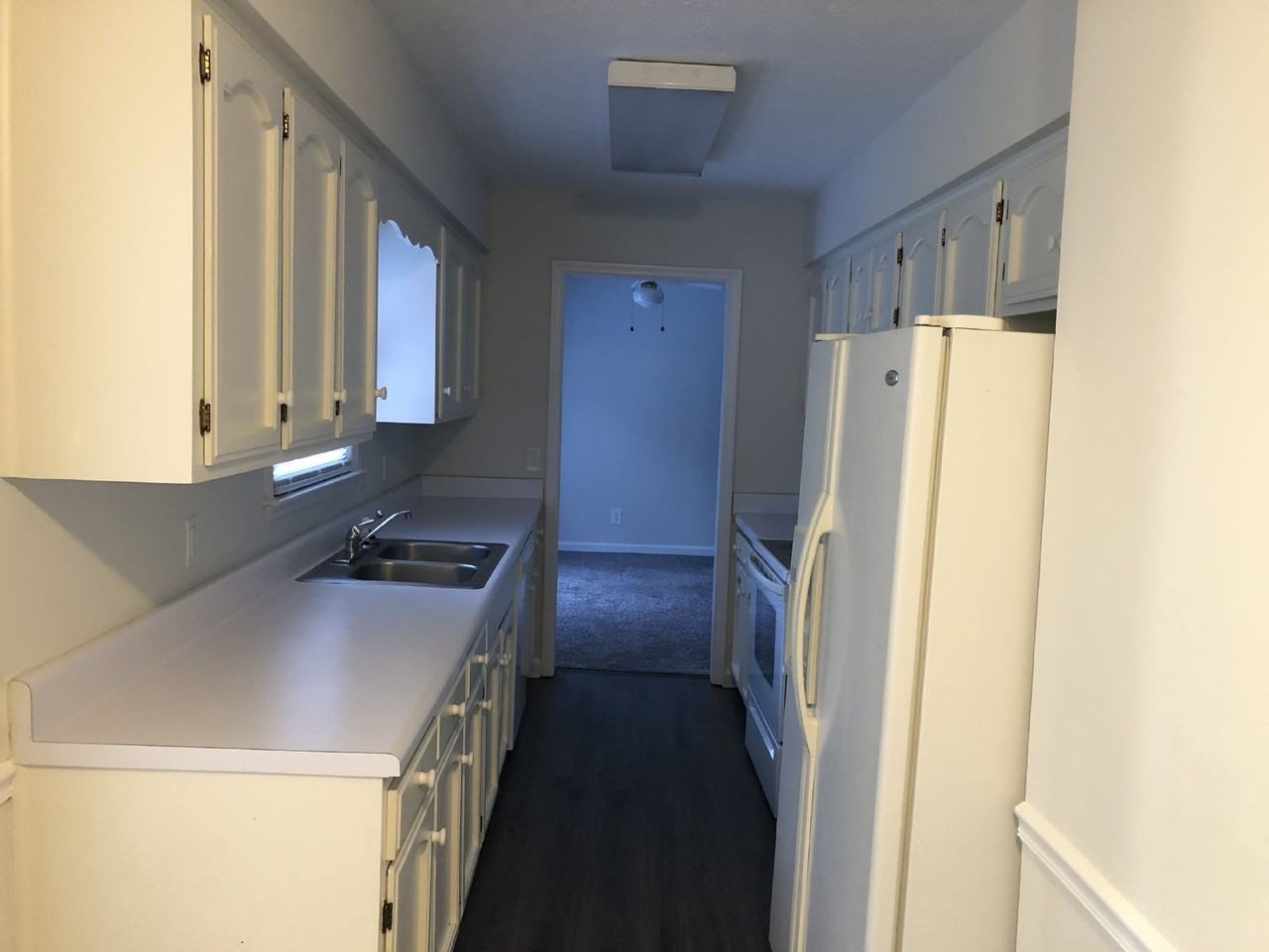 514 Fisk Rd - Photo 7 of 12
